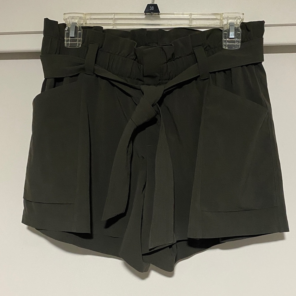 Athleta short, army green, size 6